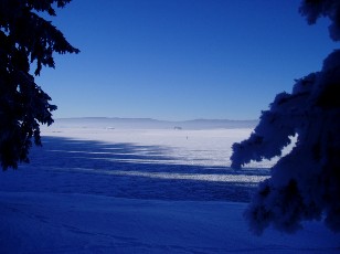 Le lac des Taill�res en hiver