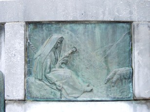 Emilienne Bouerbe-Labadens, repr�sentant la richesse de la laine